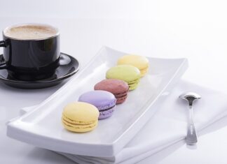 Jakie wyróżniamy cechy barw?