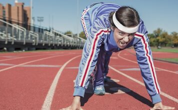 Jak prawidłowo przygotować stanowisko komputerowe?